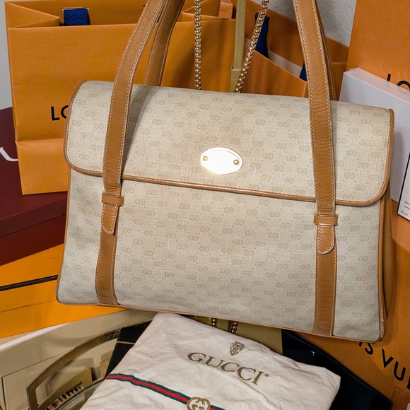 Gucci Beige and Brown Shoulder Bag - Picture 15 of 16